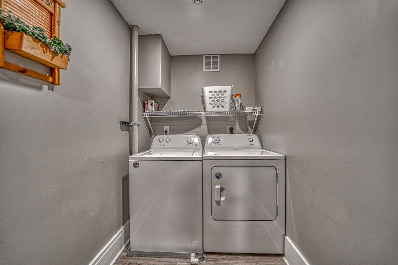 STUNNING BUFFALO/NIAGARA APARTMENT LIVING - Photo 9