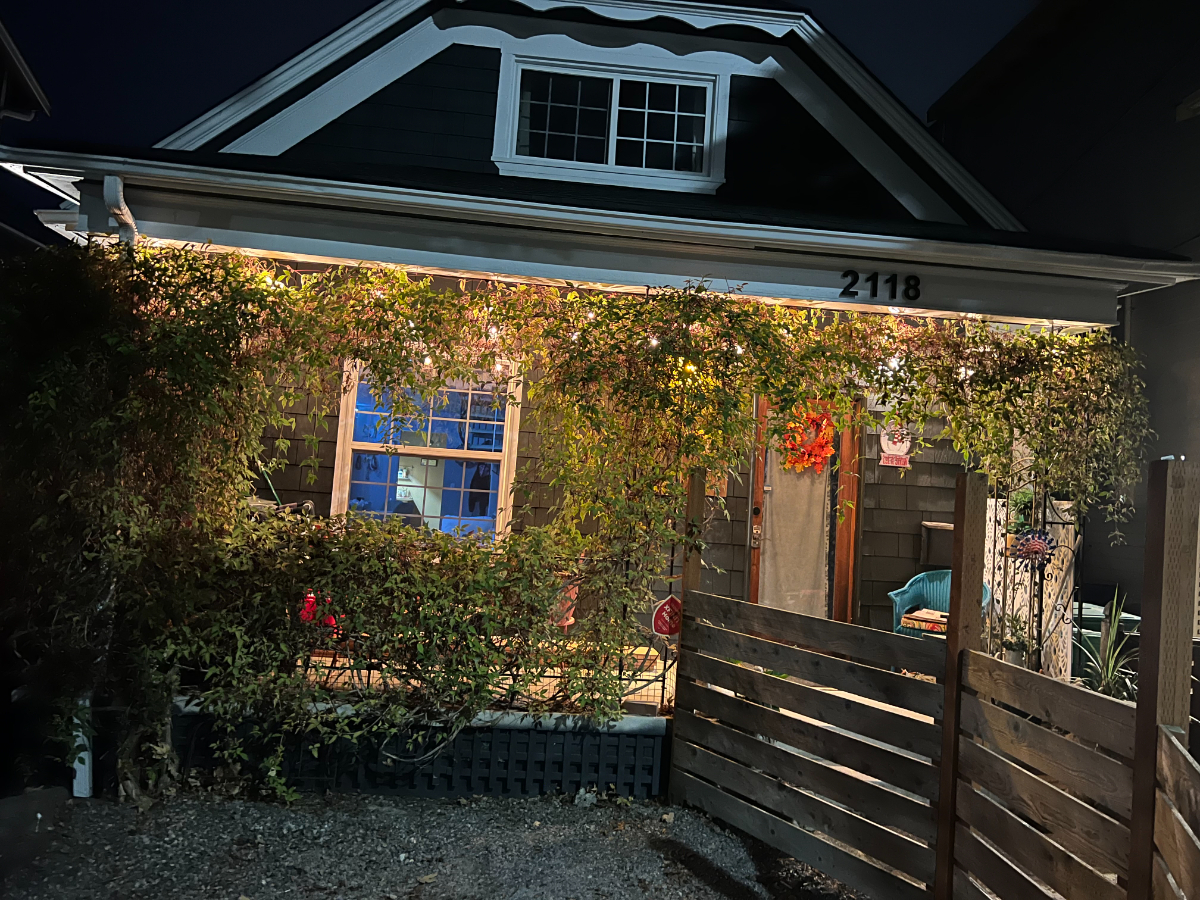 2 bed Greenlake View has rooftop master w/View