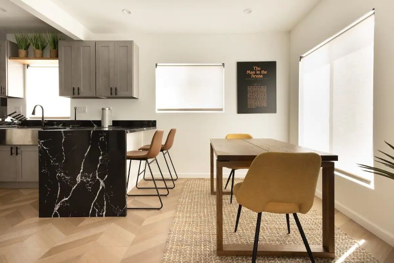 1 bed 1 bath bungalow - Photo 3