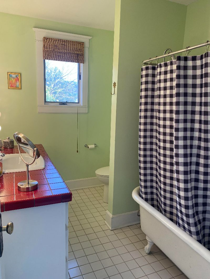 3 bedroom cozy home convenient to all hospitals - Photo 9