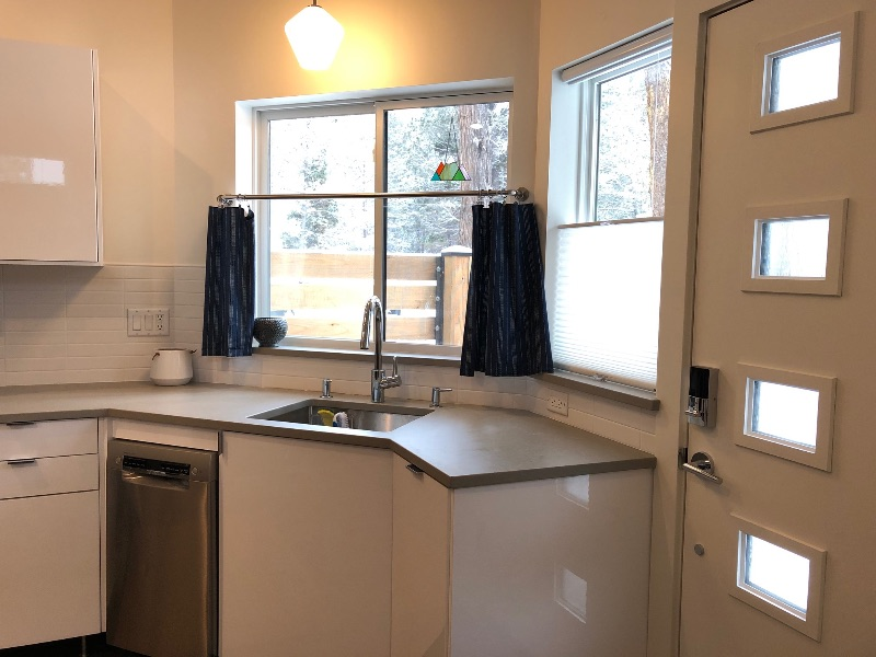 Location is everything - Private ADU Cottage centrally placed near Old Mill and the Deschutes River Trail - Photo 6
