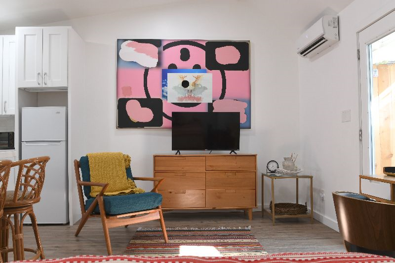 Charming Casita in Excellent Location! - Photo 1