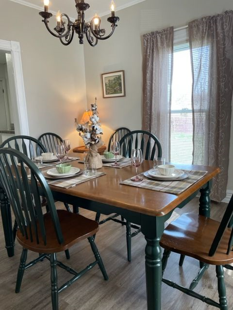 Cozy quaint 2 bedroom Close to hospital  Downtown - Photo 8