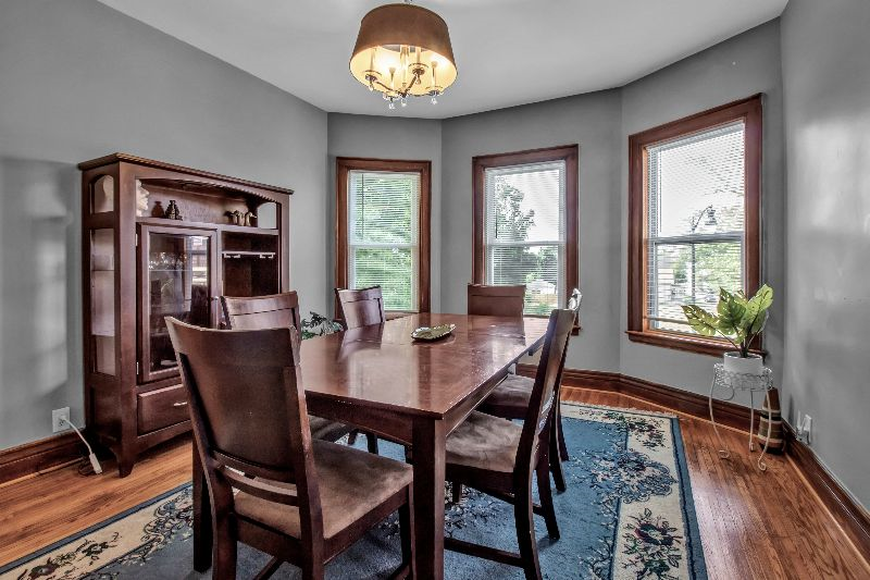 Furnished 3BR Near Medical Campus, Walk to Roswell Park & Buffalo General - Photo 5