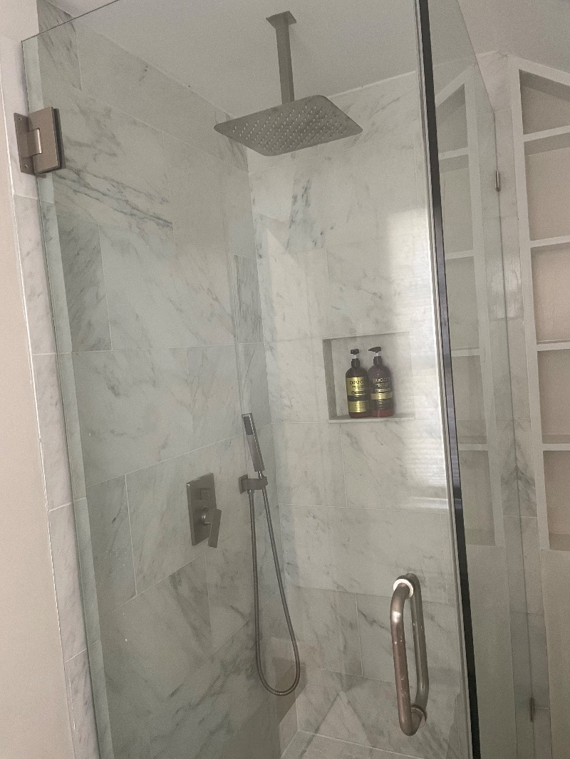 Amenities one bedroom apartment in beautiful Mamaroneck - Photo 6