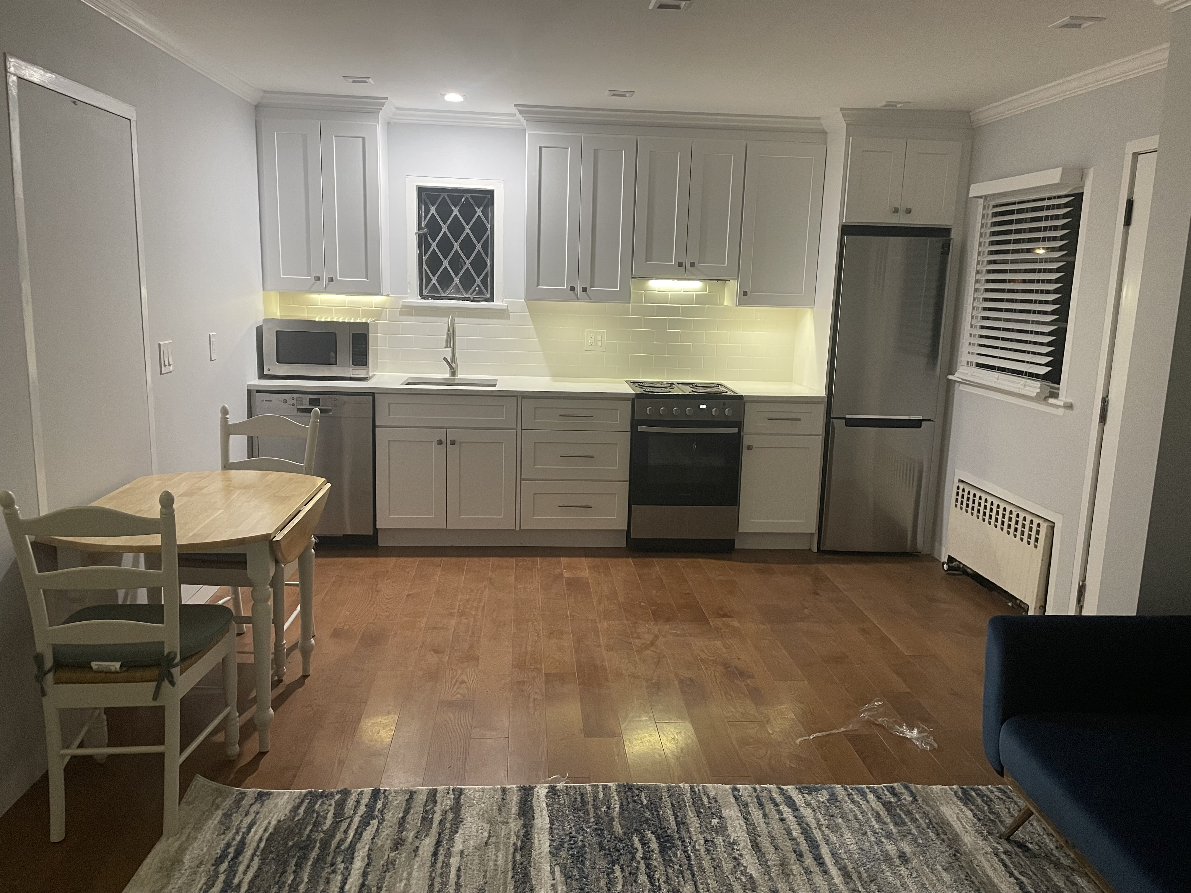 Amenities one bedroom apartment in beautiful Mamaroneck - Photo 4