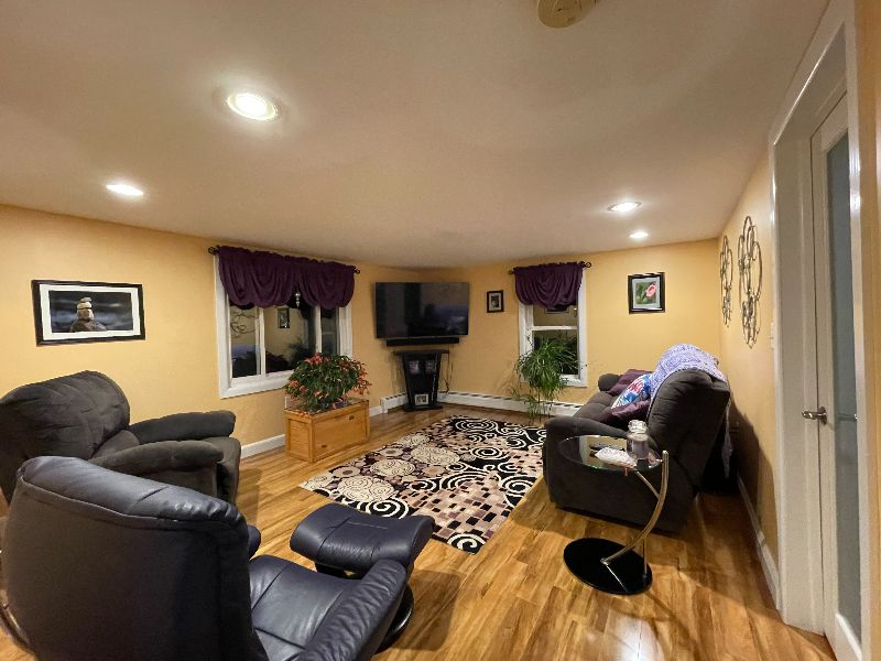 Single room rental for travelers - Photo 8