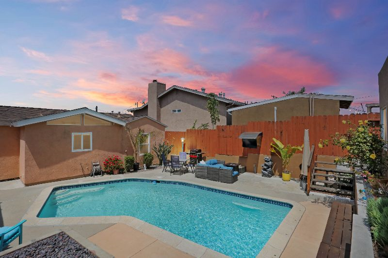 Private Pool, Firepit, Sunset Views, Sea World - Photo 3