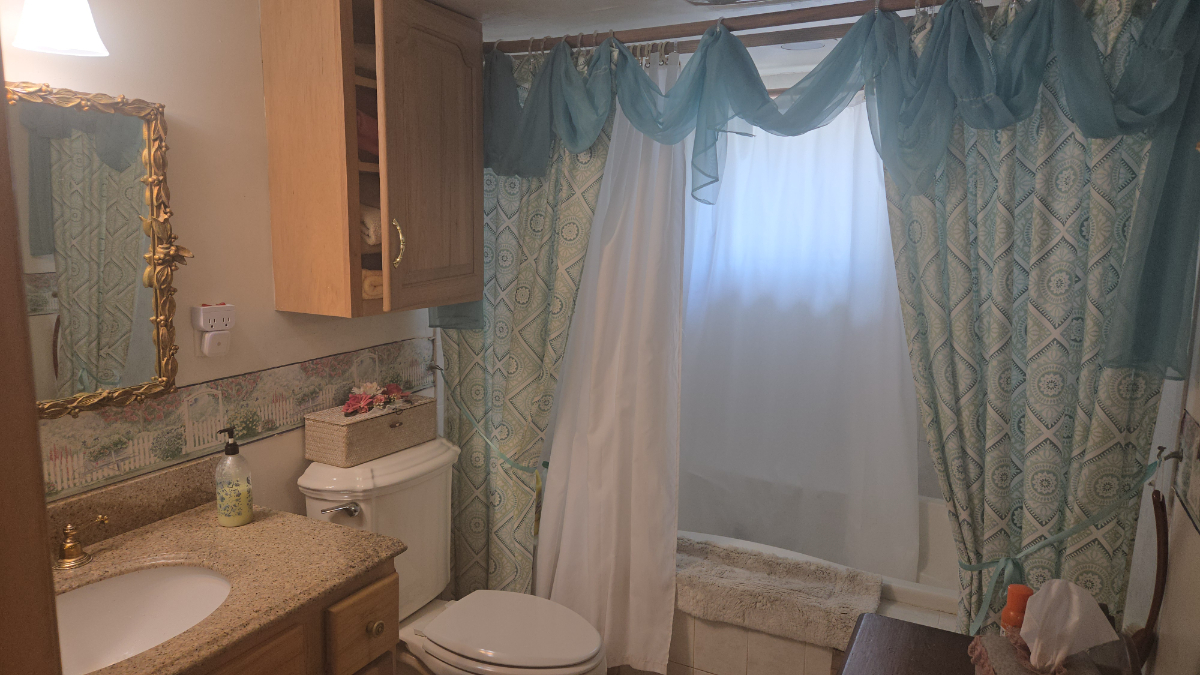 Fully furnished room - Photo 5