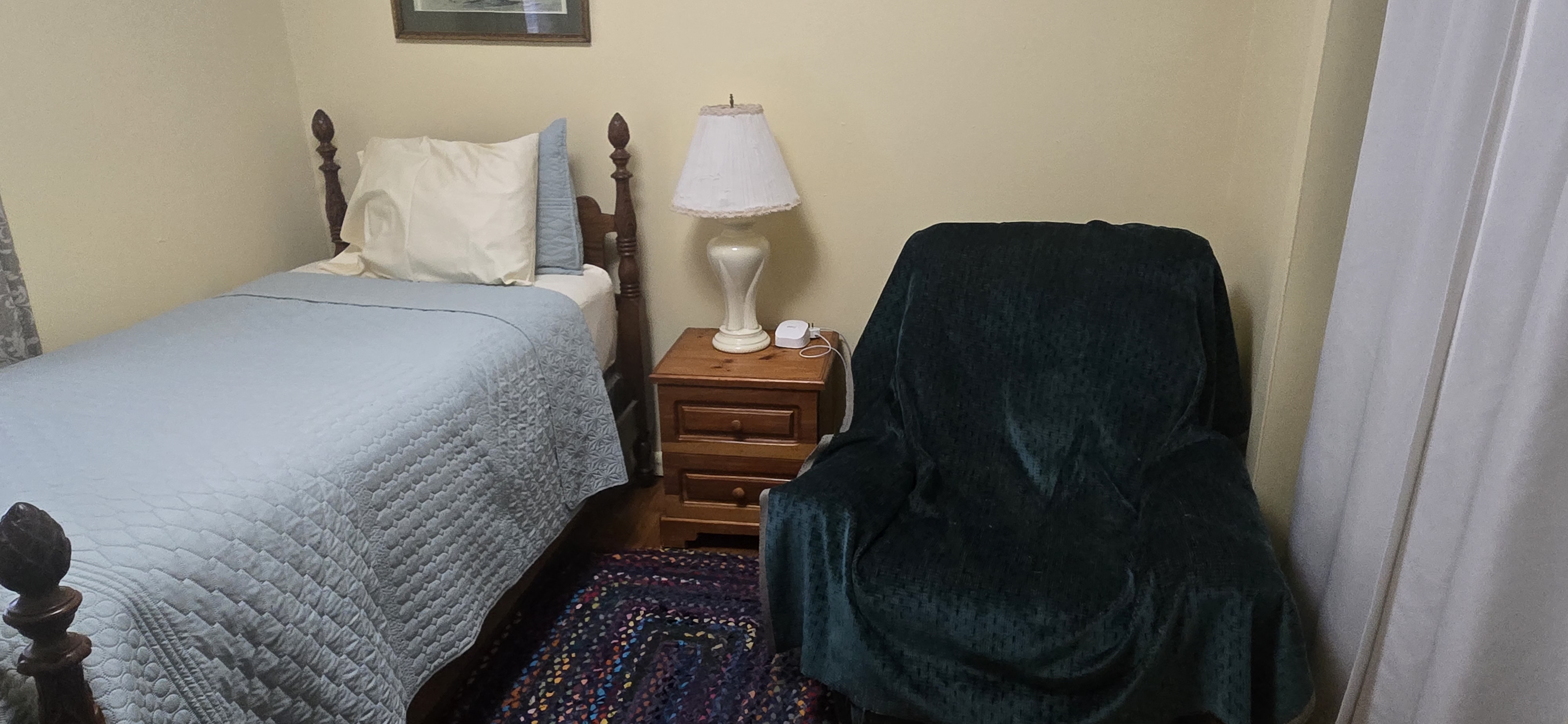 Fully furnished room - Photo 3
