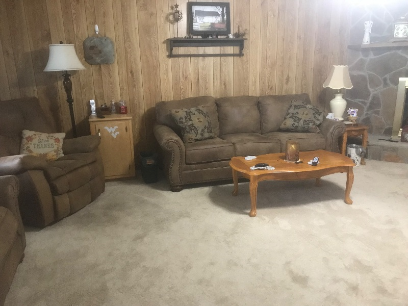 Cozy, comfy 3-bed, 2-bath home with gas fireplace Edit - Photo 3