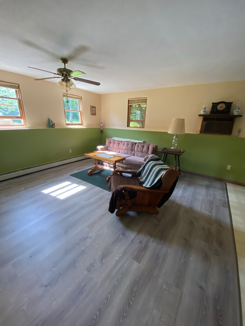 MILTON, VERMONT 2 bedroom, 1 bath furnished downstairs apartment with private entrance. - Photo 2