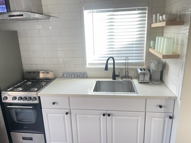 Brand New Cottage - Photo 6