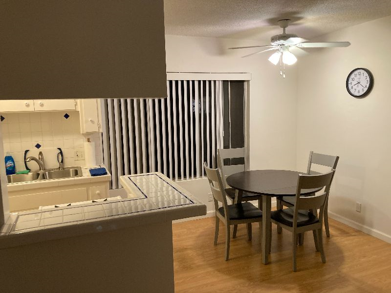 Furnished one bedroom for rent in West Los Angeles - Photo 4