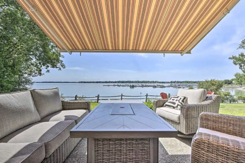 Lakefront St Albans City Escape with Patio and Views - Photo 8