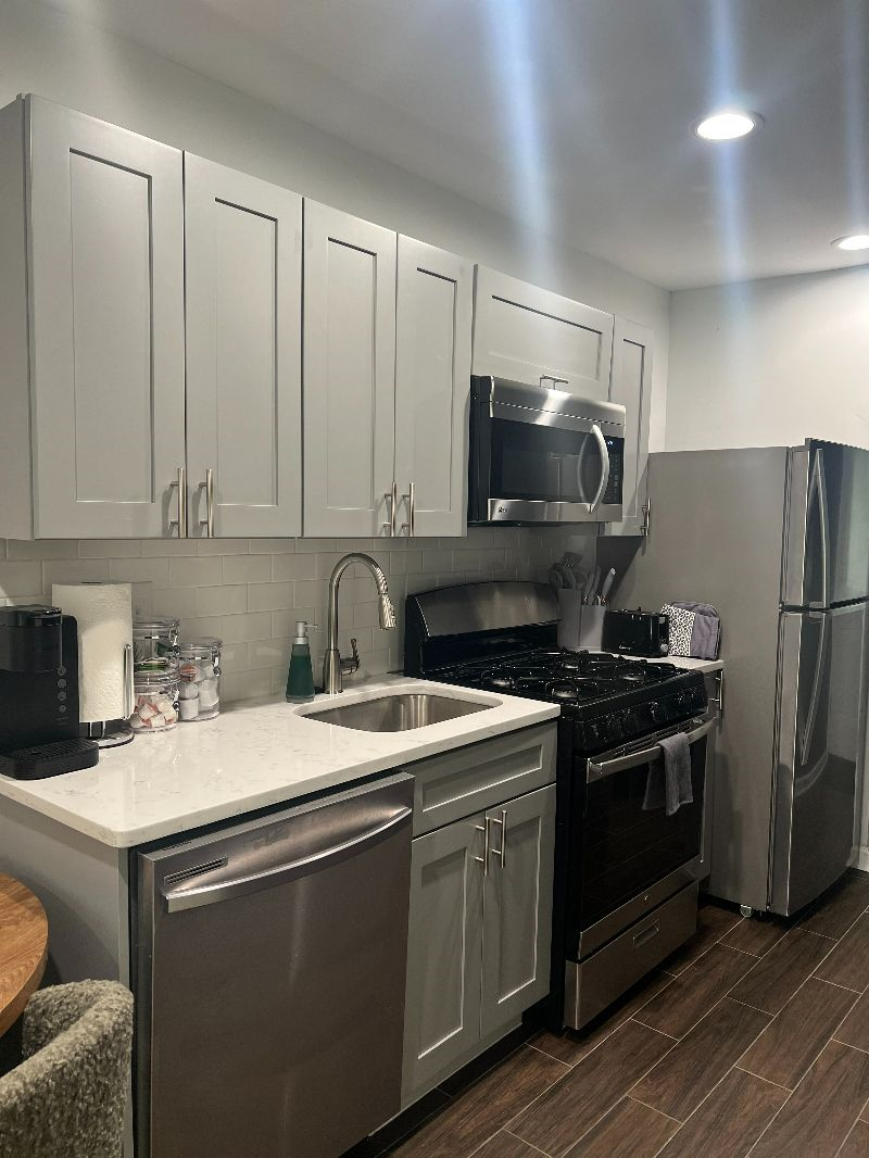 Cozy Apartment With Keyless Entry- Short Drive to DC Hospitals - Photo 11