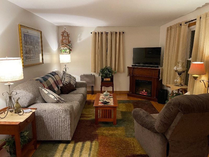 Private 2 Bedroom Country Home - Photo 11