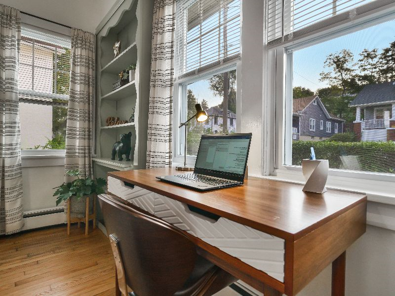 Cozy Mid-Century Modern Suite, Hudson River/Mt Beacon Views - Photo 8
