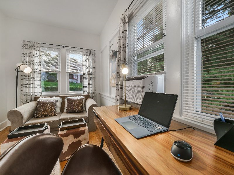 Cozy Mid-Century Modern Suite, Hudson River/Mt Beacon Views - Photo 3