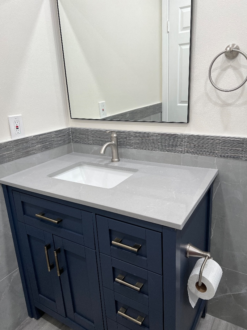 Private Room, Private Entrance, Private Bathroom and Reserved Parking - Photo 3