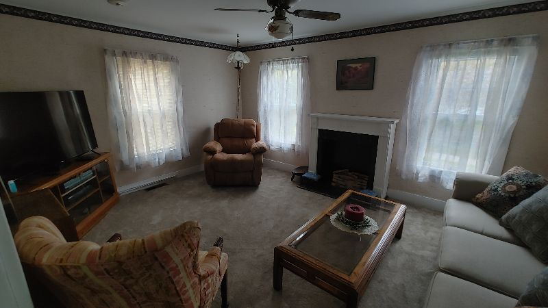 Entire Home - Canandaigua - Steps off Main Street - Photo 2
