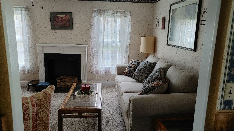 Entire Home - Canandaigua - Steps off Main Street - Photo 3