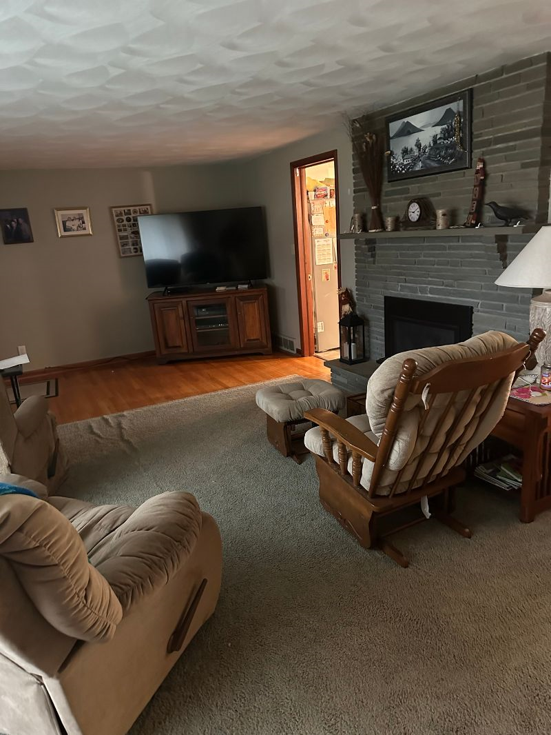 entire 1st floor (2BR) house available - Photo 5
