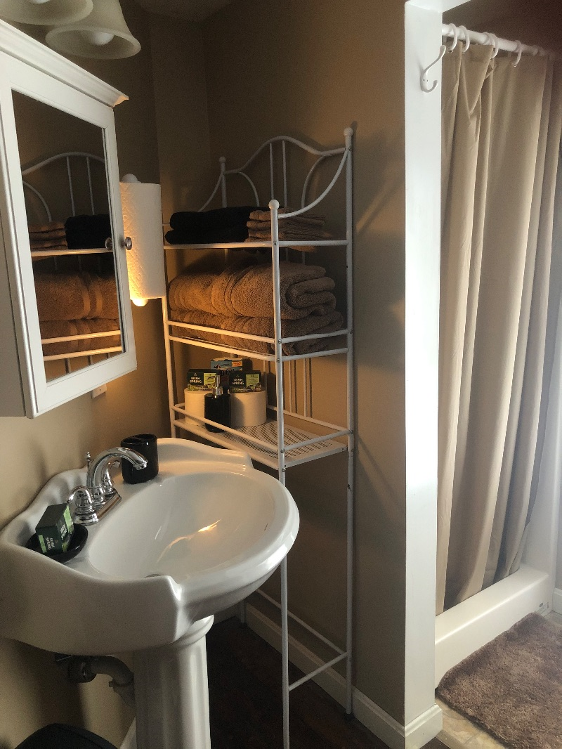 TRAVELING NURSE ROOMS 4 RENT - Photo 8