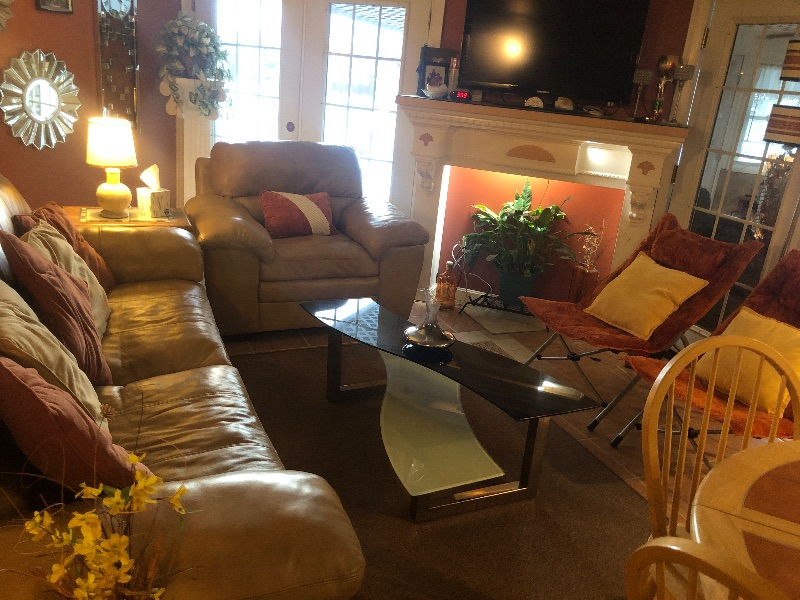 TRAVELING NURSE ROOMS 4 RENT - Photo 9