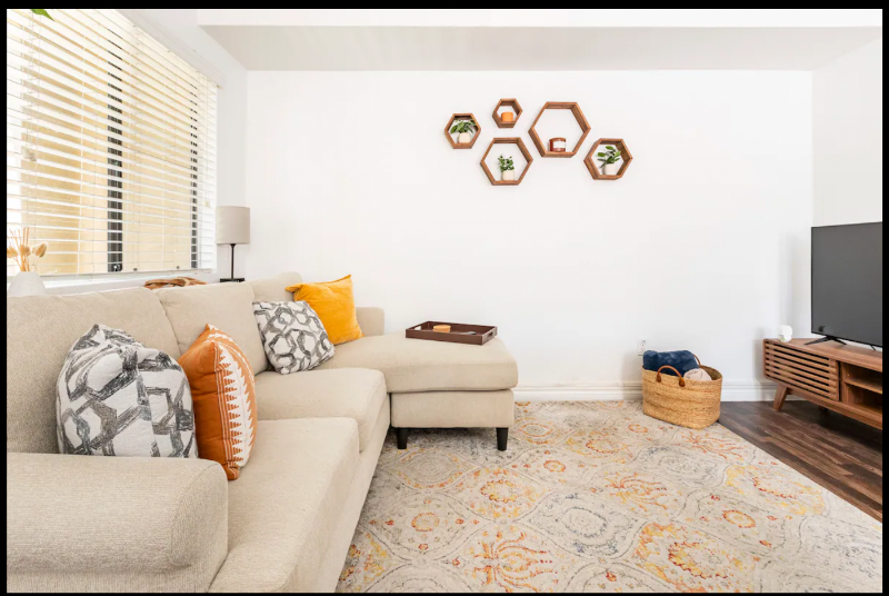 Lovely Hillcrest home near Downtown - Free Parking - Photo 2
