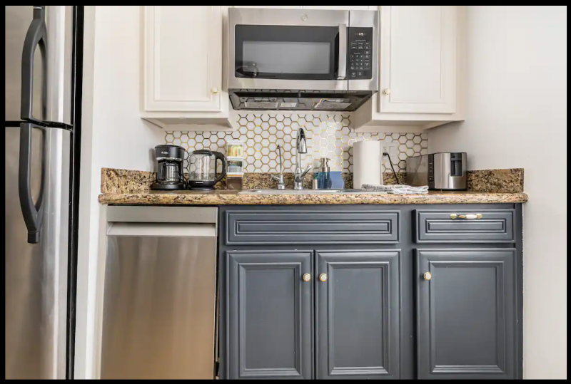 Lovely Hillcrest home near Downtown - Free Parking - Photo 5