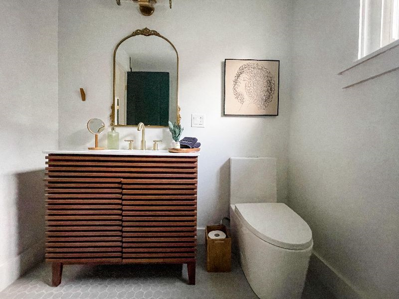*Luxury 3 Bed 2.5 Bath / Prime Park Ave. Location* - Photo 8