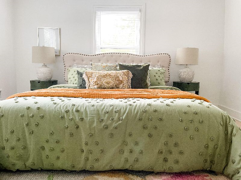 *Luxury 3 Bed 2.5 Bath / Prime Park Ave. Location* - Photo 7