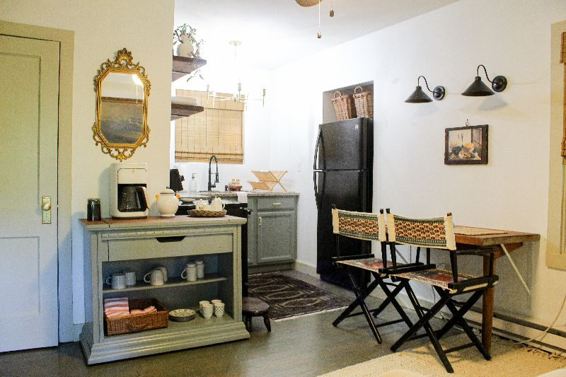 Charming 2-Bedroom Cottage in the Catskills - Photo 12