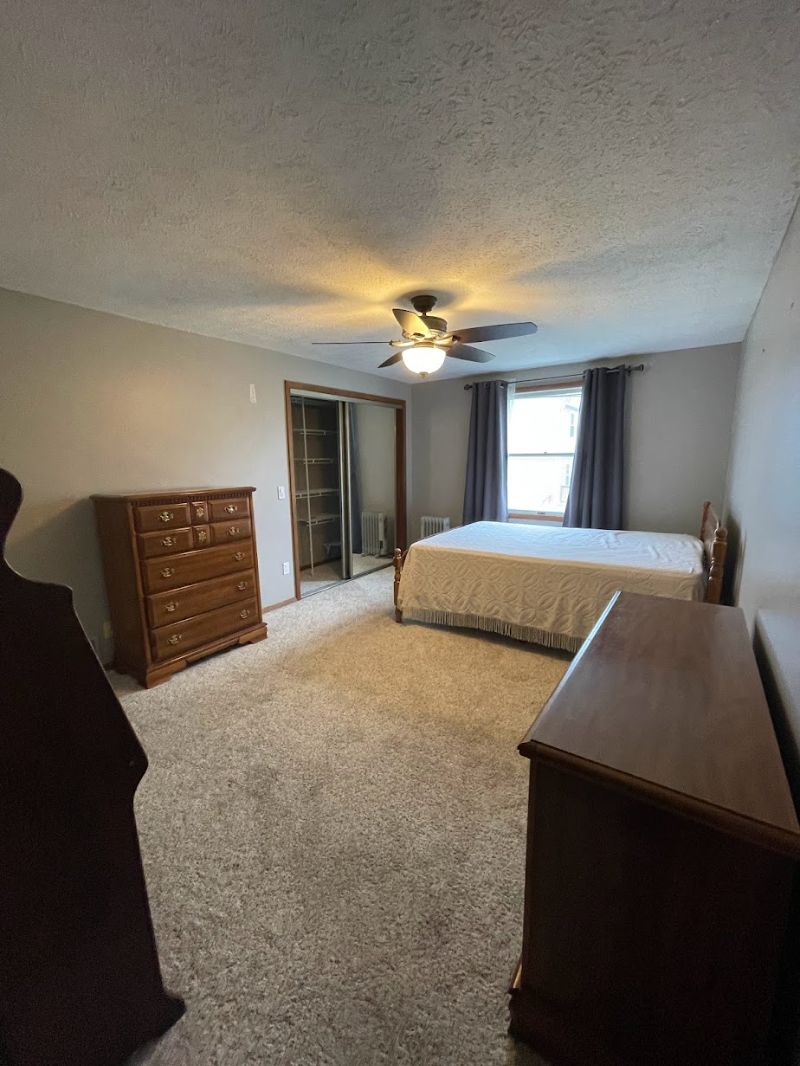 Fully furnished house-Master Suite w/private bath - Photo 3