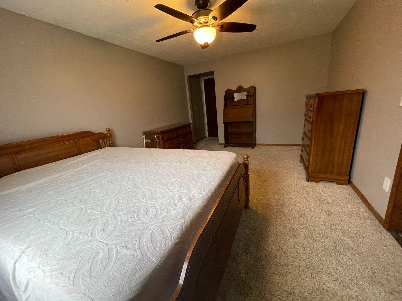 Fully furnished house-Master Suite w/private bath - Photo 4