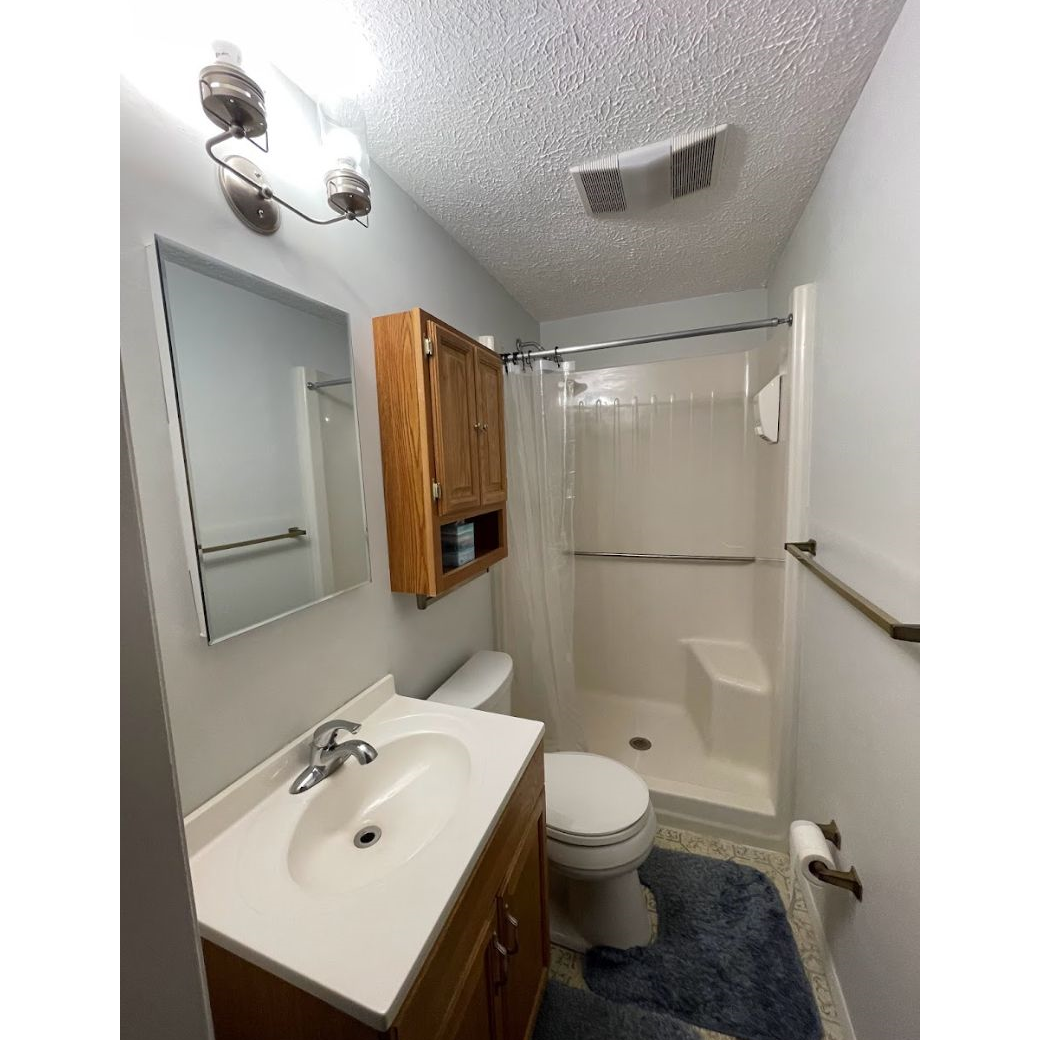 Fully furnished house-Master Suite w/private bath - Photo 5