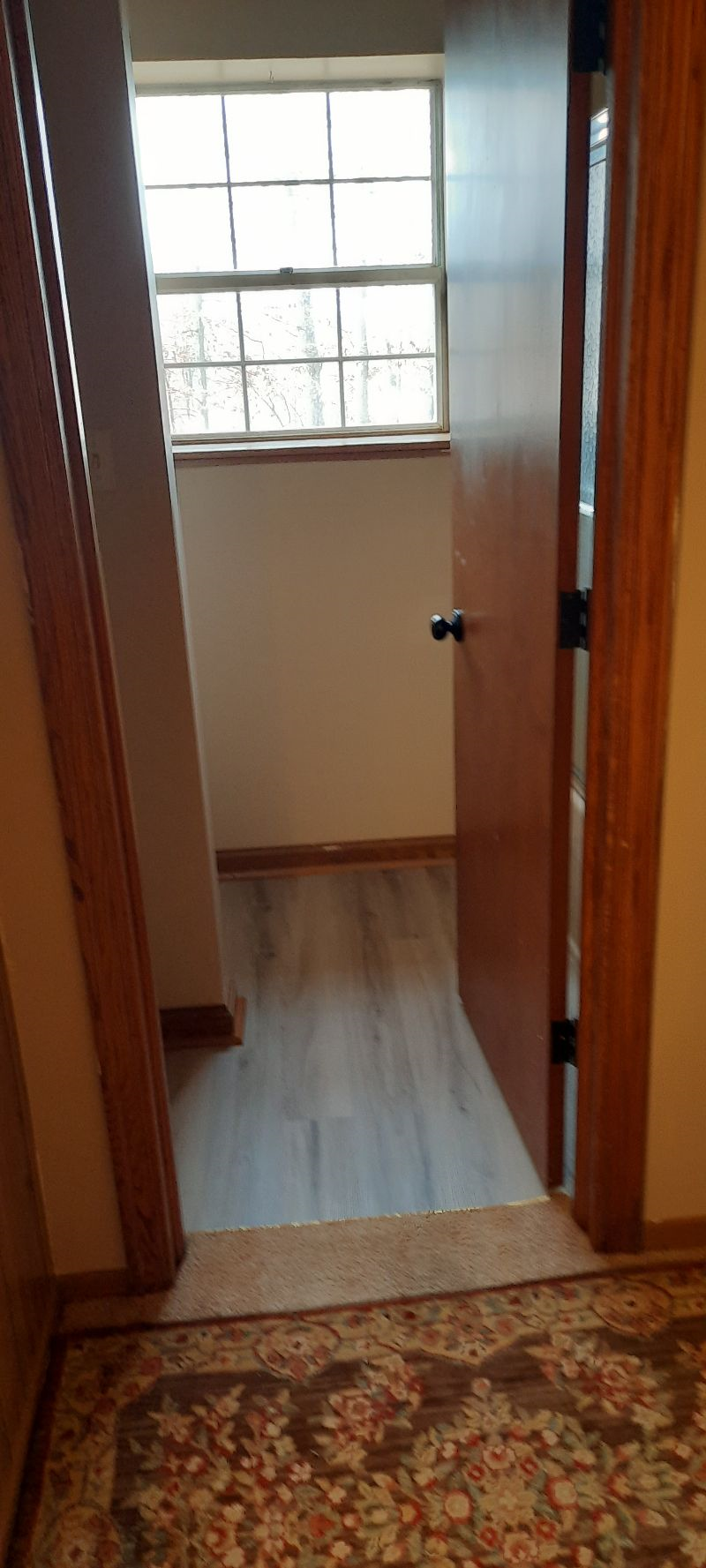 Beautiful location in South Hills - Photo 4