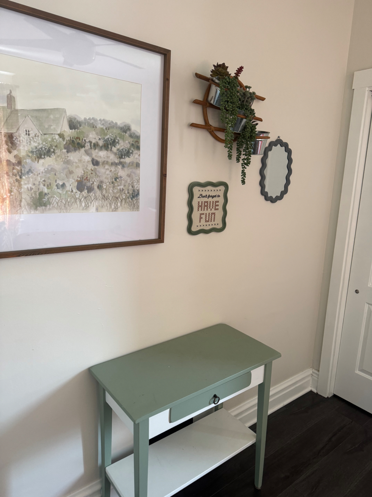 3 bed, dog friendly, Quiet Neighborhood - Photo 4