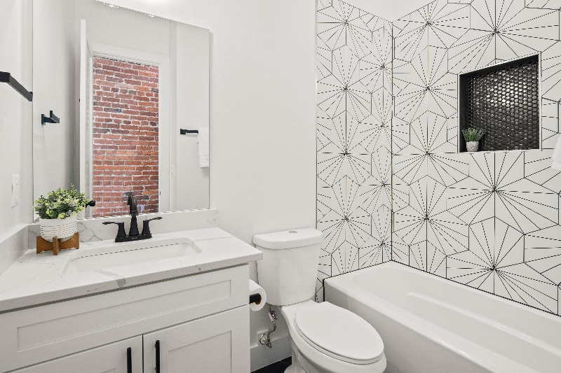 Union Markets 2 bed 2 bath Charm and Cozy Condo - Photo 4