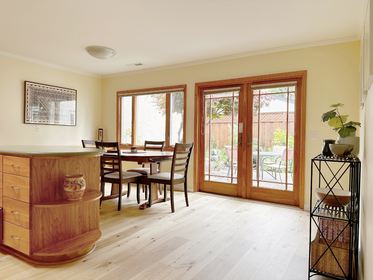 Quiet Westside Retreat: 2BR/2BA Detached Home, Walk or Bike Everywhere. - Photo 4