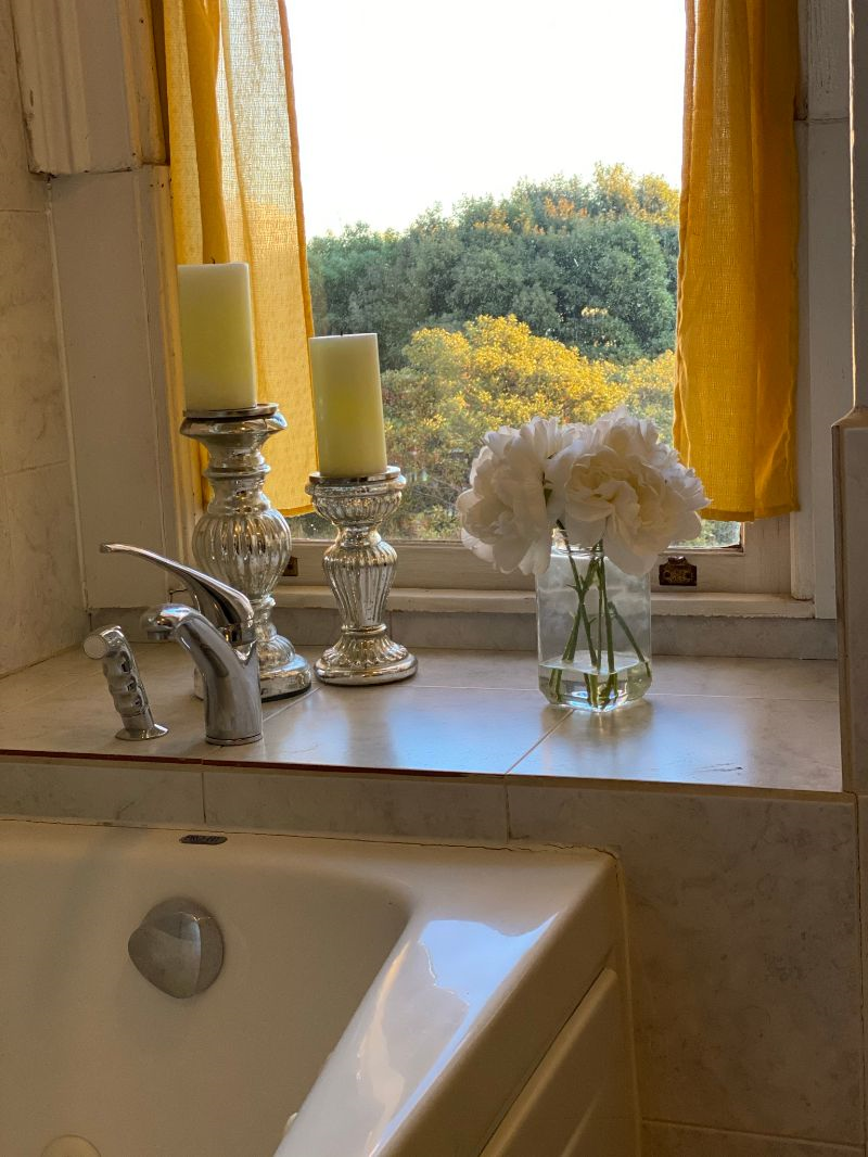 Romantic Studio, Huge Tub w/Views, Massage Chair, 2 Closets, Bamboo Flrs - Photo 2