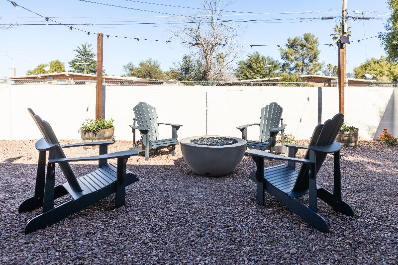 Central, Modern w/Firepit - Photo 3