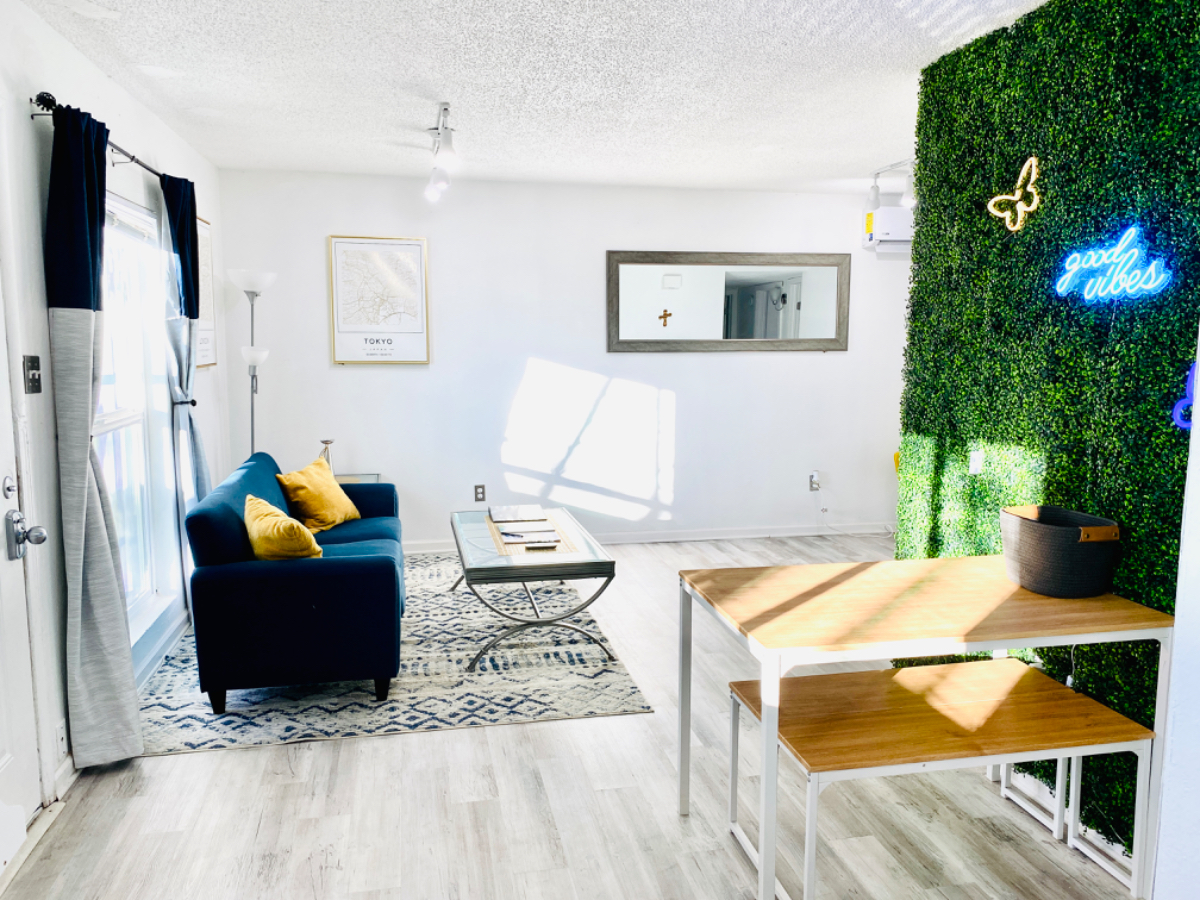 2bd 1ba Cozy Condo NE Heights