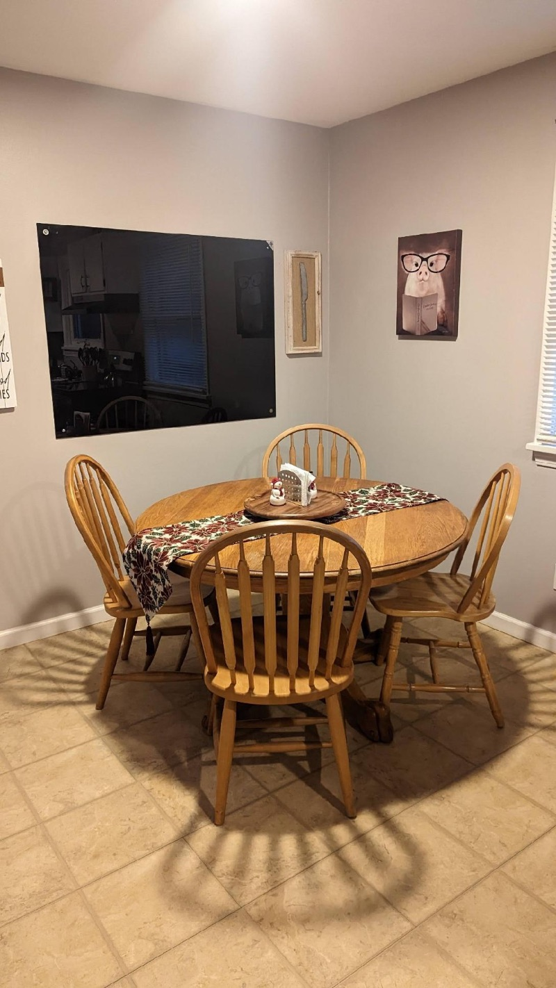 Cozy 2 Bedroom Apartment in quaint Fairport, NY - Photo 6