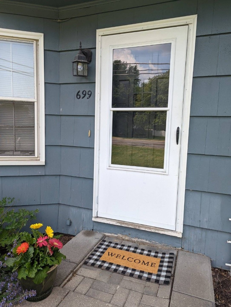 Cozy 2 Bedroom Apartment in quaint Fairport, NY - Photo 10