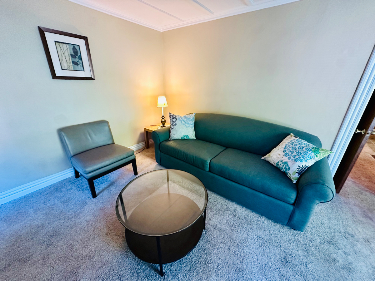 Charming 1 BR Short Walk to Downtown Glens Falls - Photo 6
