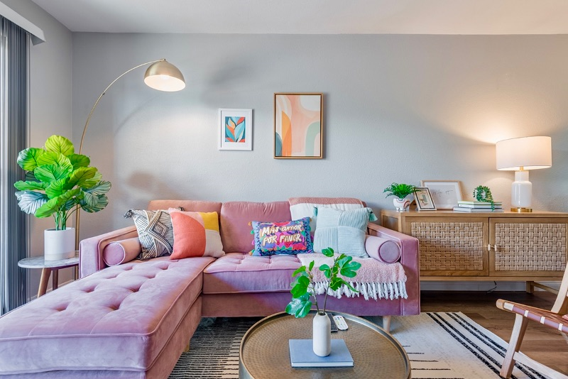 Adorable 2 bd 2ba Condo, central to everything - Photo 5