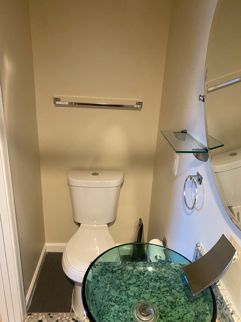 Newly Renovated 2BR 2BA Duplex in the heart of H ST NE DC. Traveling Nurses and Traveling Profession - Photo 6