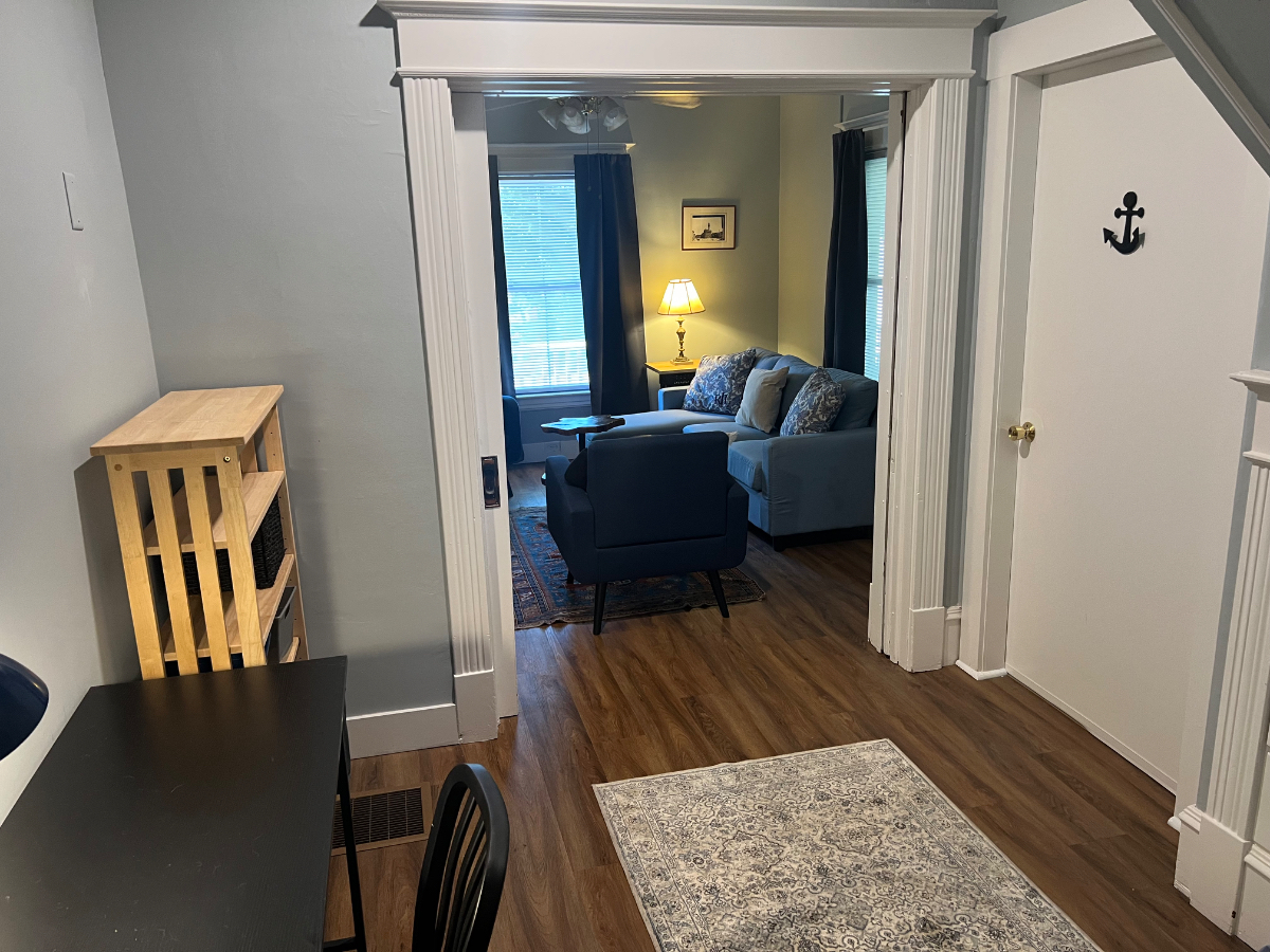 Large one bedroom apartment in the South End - Photo 7
